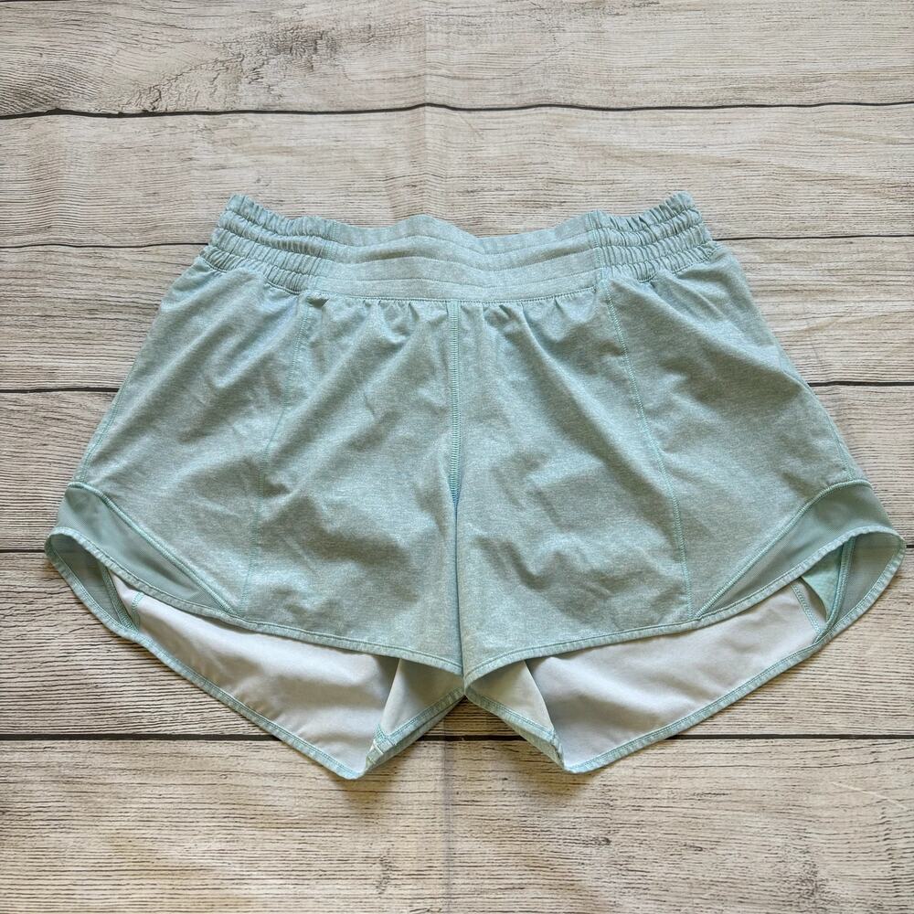 Lululemon Hotty Hot High-Rise Short 4" Heather Lux Multi Icing Blue Women 6